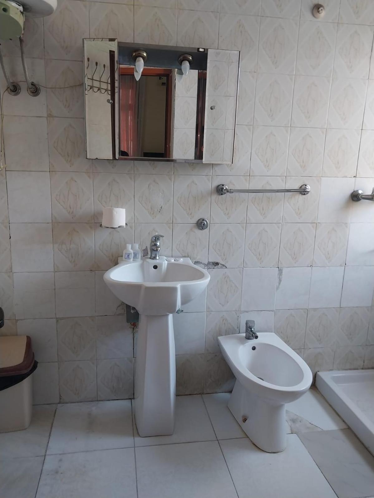 Hotel Luli City Center ドゥラス エクステリア 写真